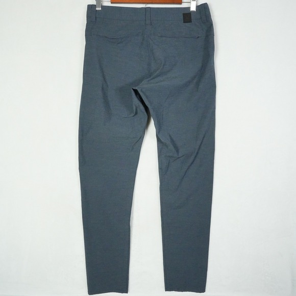 Vuori Aim Pants Men Charcoal Blue Slim Fit Performance Chinos Size 30 V431 - Picture 2 of 7